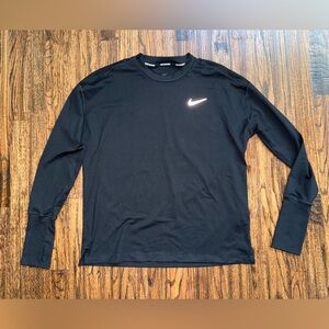 Nike Dri Fit Black Women's Running Top Long Sleeve Round Neck Size Medium
